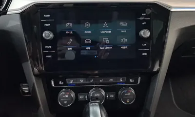 Volkswagen Arteon 2018, 69880 км, за 12936.35 USD - фото 17
