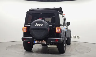Jeep Wrangler 2018, 70638 км, за 23059.13 USD
