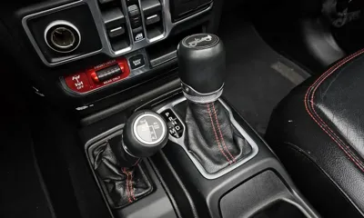 Jeep Wrangler 2018, 70638 км, за 23059.13 USD - фото 9