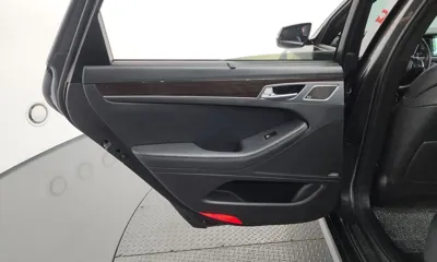 Genesis G80 2018, 67732 км, за 14305.24 USD - фото 25