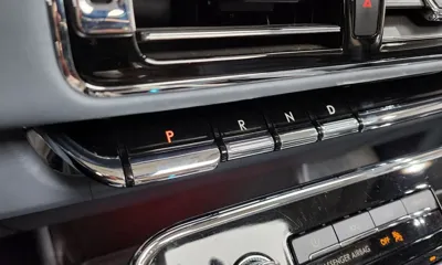 Lincoln Navigator 2020, 132080 км, за 27766.84 USD - фото 9