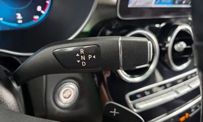 Mercedes-Benz GLC-Class 2022, 61477 км, за 27907.91 USD - фото 9