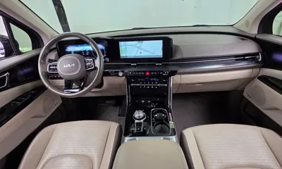 Kia Canival 2023, 59776 км, за 22427.35 USD - фото 7