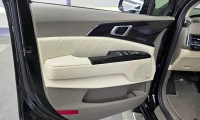 Kia Canival 2023, 59776 км, за 22427.35 USD - фото 24