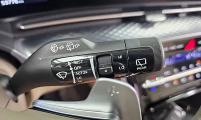 Kia Canival 2023, 59776 км, за 22427.35 USD - фото 28