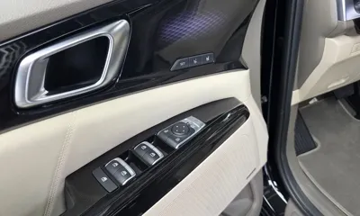 Kia Canival 2023, 59776 км, за 22427.35 USD - фото 29