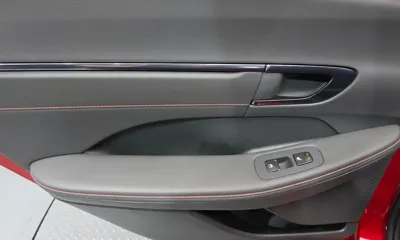 Hyundai Sonata 2021, 58153 км, за 14113.17 USD - фото 25