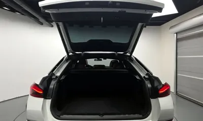 BMW X6 2023, 12307 км, за 66671.02 USD - фото 20