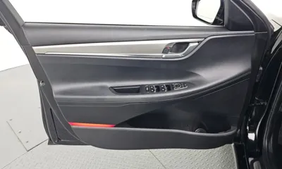 Hyundai Grandeur 2021, 111904 км, за 11356.18 USD - фото 24