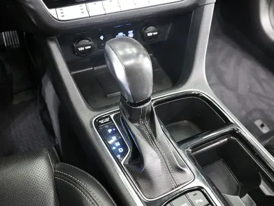Hyundai Sonata 2018, 131405 км, за 7548.9 USD - фото 8