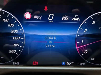 Mercedes-Benz E-Class 2024, 21200 км, за 52368.03 USD - фото 15