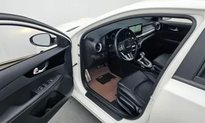 Kia K3 2024, 24566 км, за 9621.01 USD - фото 10