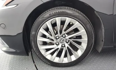 Lexus ES 2019, 91240 км, за 21162.98 USD