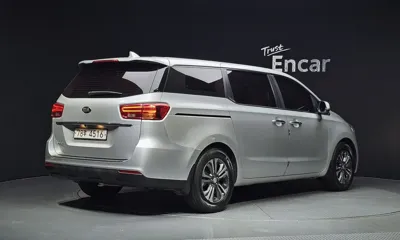 Kia Canival 2019, 42190 км, за 9518.18 USD