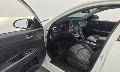Kia K5 2020, 72953 км, за 11487.46 USD - фото 10