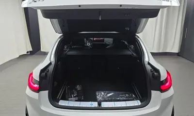 BMW X4 2025, 1376 км, за 55700.36 USD - фото 29