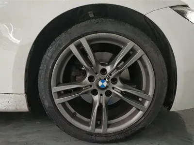BMW 3 Series 2018, 90200 км, за 14787.82 USD - фото 6