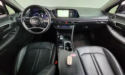 Hyundai Sonata 2022, 137258 км, за 11230.84 USD - фото 7