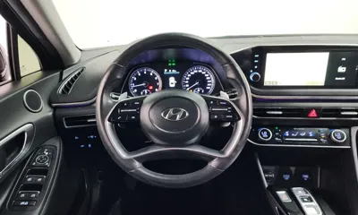 Hyundai Sonata 2022, 137258 км, за 11230.84 USD - фото 13