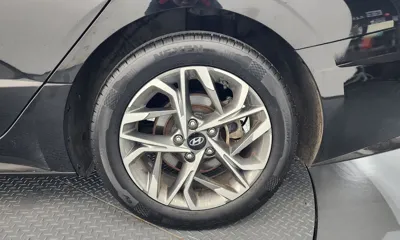 Hyundai Sonata 2022, 137258 км, за 11230.84 USD - фото 21