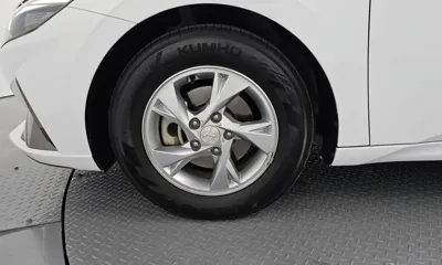 Hyundai Avante 2021, 61348 км, за 10553.75 USD