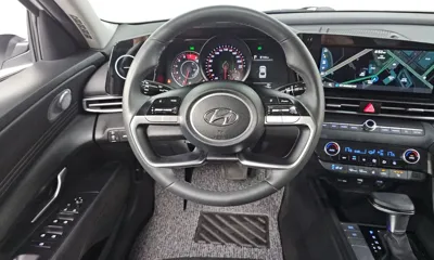 Hyundai Avante 2021, 61348 км, за 10553.75 USD - фото 12