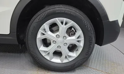 KG_Mobility_Ssangyong TIBOLI 2022, 99277 км, за 7159.74 USD