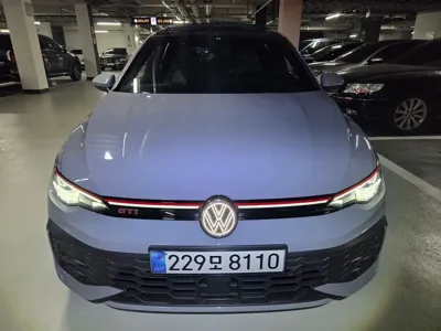 Volkswagen Golf · 2025 год