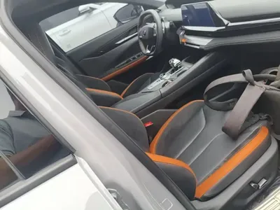 Changan UNI-V 2022, 76200 км, за 10564.83 USD - фото 25