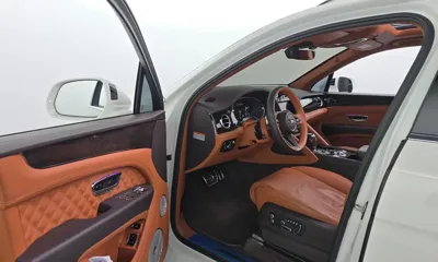 Bentley Bentayga 2022, 64578 км, за 114874.62 USD - фото 10