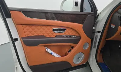 Bentley Bentayga 2022, 64578 км, за 114874.62 USD - фото 24