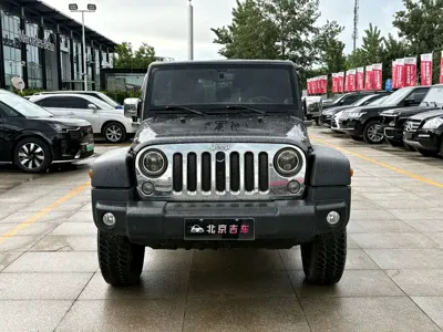 Jeep Wrangler 2014, 200000 км, за 14537.68 USD