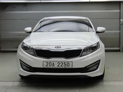 Kia K5 · 2011 год