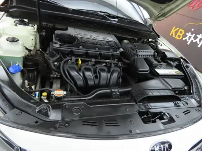 Kia K5 2011, 129607 км, за 2405.25 USD - фото 20