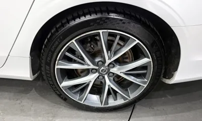 Volvo S90 2017, 160925 км, за 9425.99 USD
