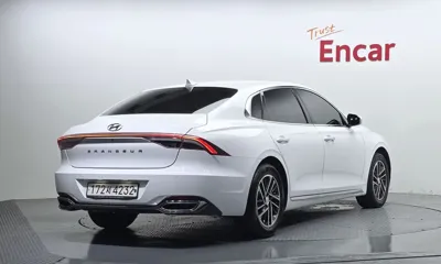 Hyundai Grandeur 2023, 72878 км, за 12734.67 USD