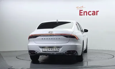 Hyundai Grandeur 2023, 72878 км, за 12734.67 USD