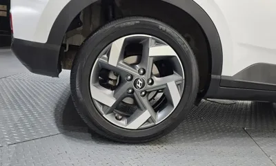 Hyundai Venue 2020, 57973 км, за 11039.14 USD