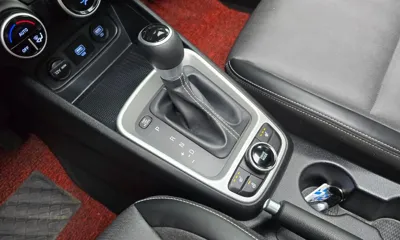 Hyundai Venue 2020, 57973 км, за 11039.14 USD - фото 9