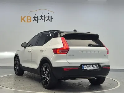 Volvo XC40 2021, 24518 км, за 19218.25 USD