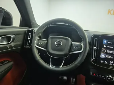 Volvo XC40 2021, 24518 км, за 19218.25 USD - фото 9