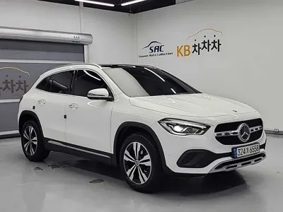 Mercedes-Benz GLA-Class 2021, 96798 км, за 16345.02 USD
