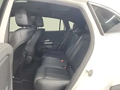 Mercedes-Benz GLA-Class 2021, 96798 км, за 16345.02 USD - фото 12