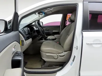 Kia Canival 2020, 113935 км, за 6874.67 USD - фото 12