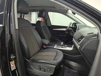 Audi Q5L 2019, 113000 км, за 17215.68 USD - фото 14