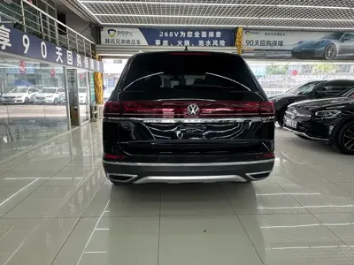 Volkswagen Teramont 2022, 65000 км, за 26088.46 USD