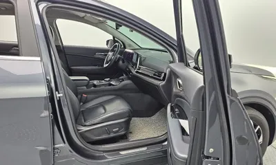 Kia Sportage 2022, 53650 км, за 18476.81 USD - фото 11