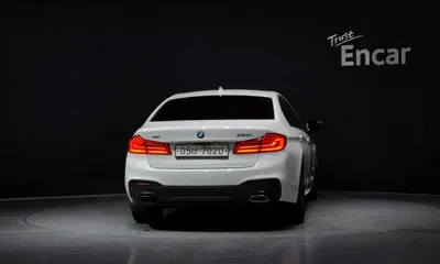 BMW 5-Series 2018, 126017 км, за 13538.15 USD