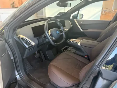 BMW iX 2024, 7200 км, за 47085.61 USD
