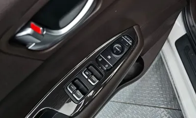 Kia K5 2020, 98425 км, за 9247.76 USD - фото 12